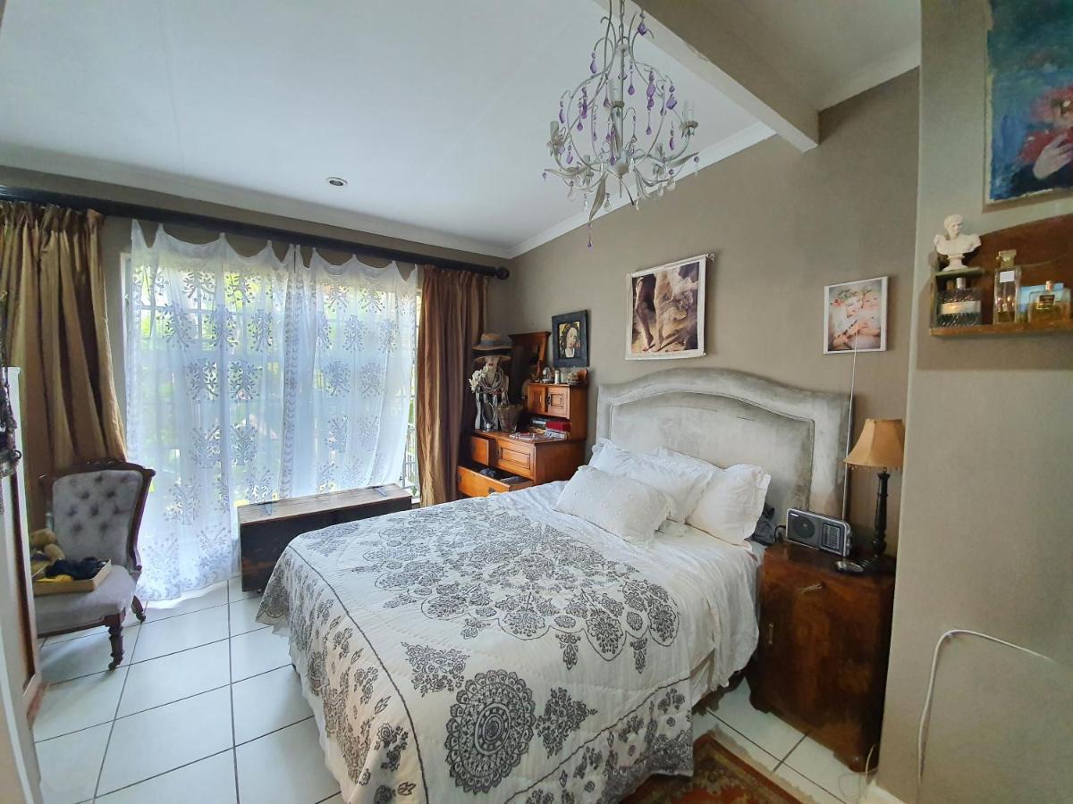 Waterhouse Guest Lodge In Waterkloof Pretoria-Noord Quarto foto